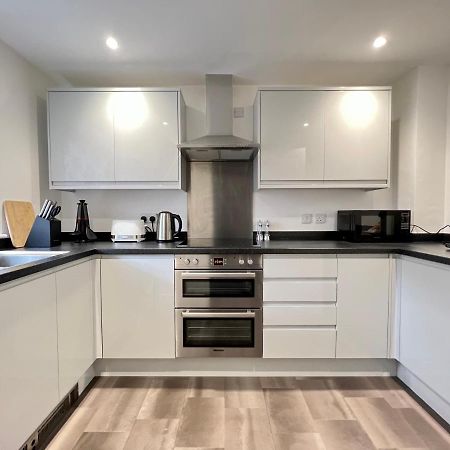 Modern 2 Bed Townhouse Just Outside City Walls With Free Private Parking York Esterno foto