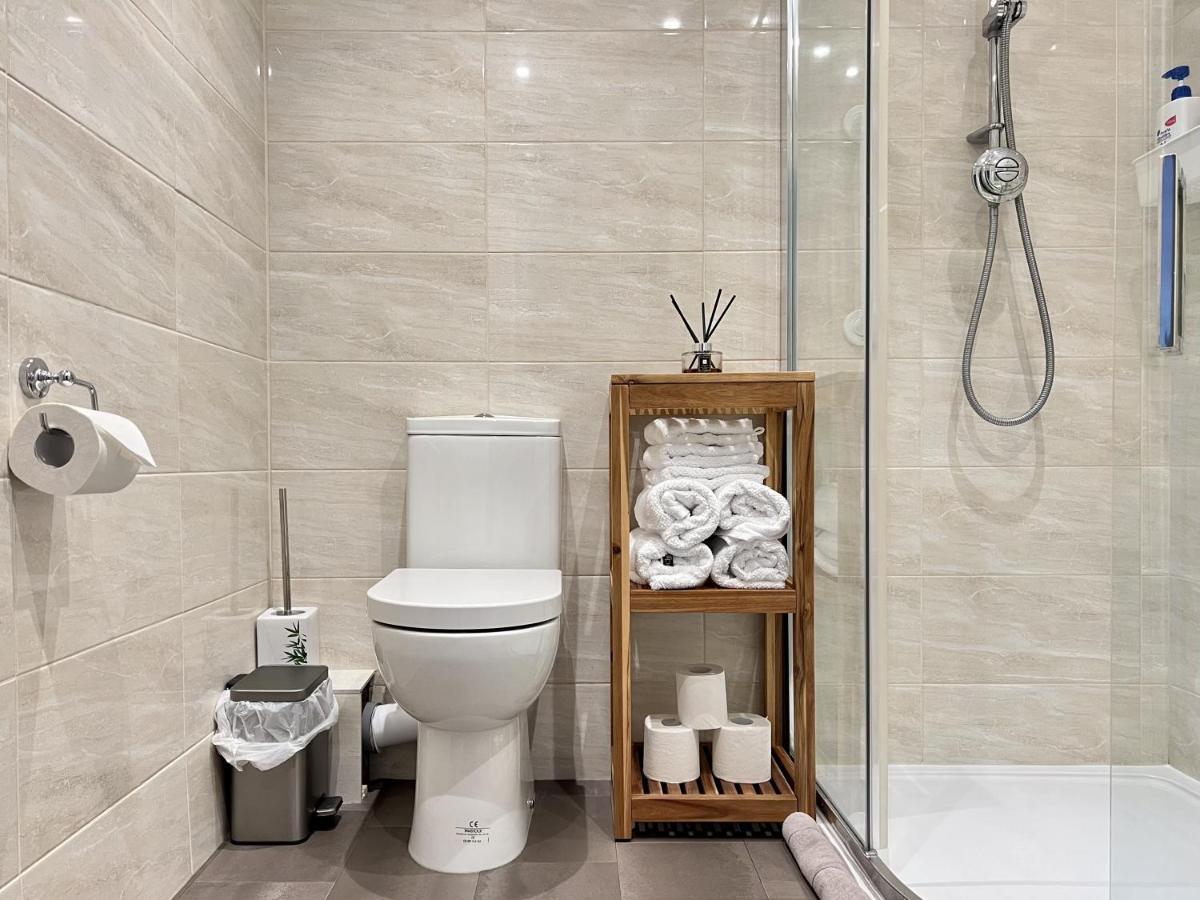 Modern 2 Bed Townhouse Just Outside City Walls With Free Private Parking York Esterno foto