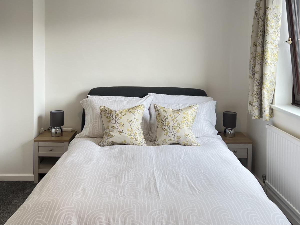 Modern 2 Bed Townhouse Just Outside City Walls With Free Private Parking York Esterno foto